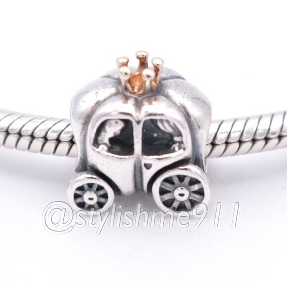 Authentic PANDORA Royal Carriage Charm - Picture 3 of 10